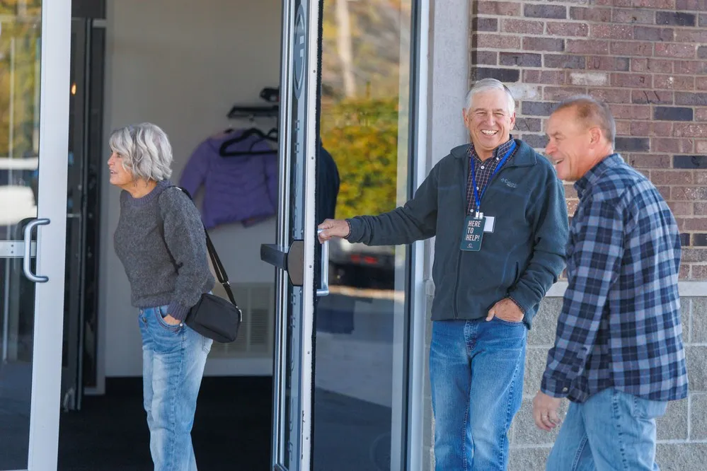 Guests being welcomed at 1C